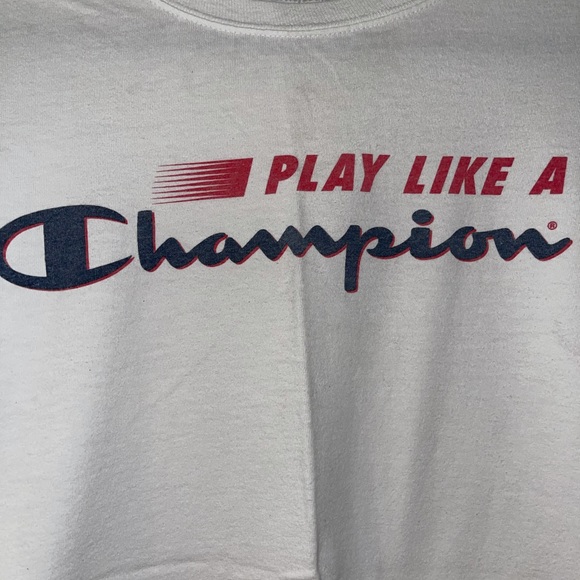 Authentic Champion Large T-Shirt - Picture 2 of 4